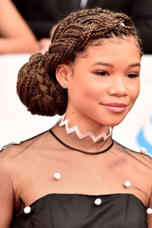box_braids_bun_bas