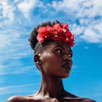 5 IDEAS DE PEINADOS PROTECTORES PARA ESTE VERANO