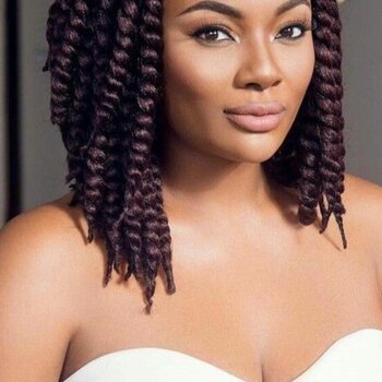 ¿CÓMO CUIDAR MIS TWISTS CON EXTENSIONES?