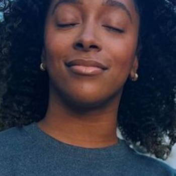 ¿Por qué es necesario clarificar tu cabello afro?
